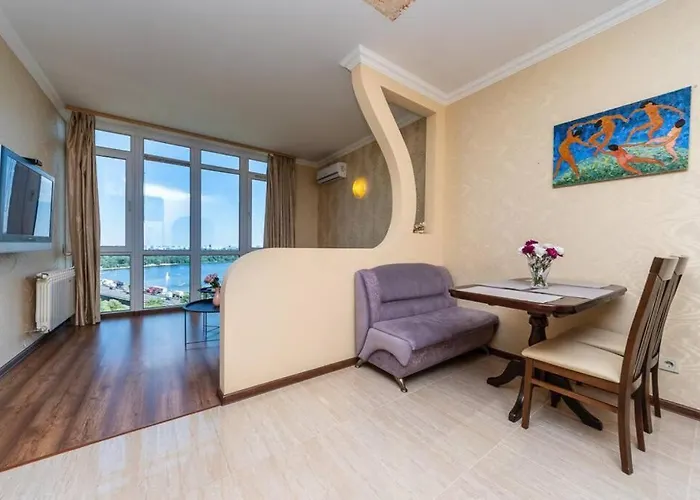 Apartments With Crazy Panoramic View Of The Dniepr